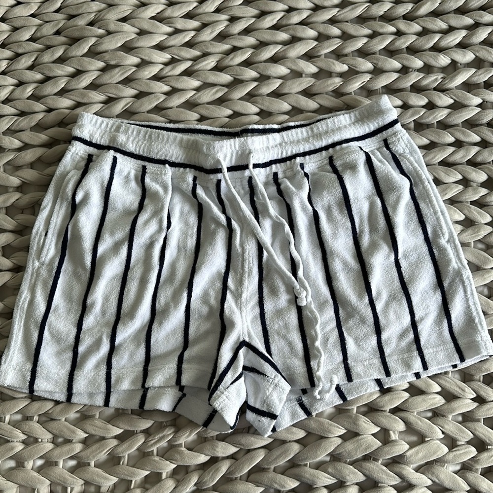Brooks brothers - striped drawstring shorts with pockets